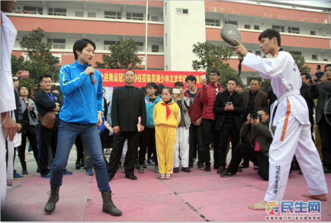李俊录说,芜湖少林文武学校开办于1994年,主要培养学生的武术