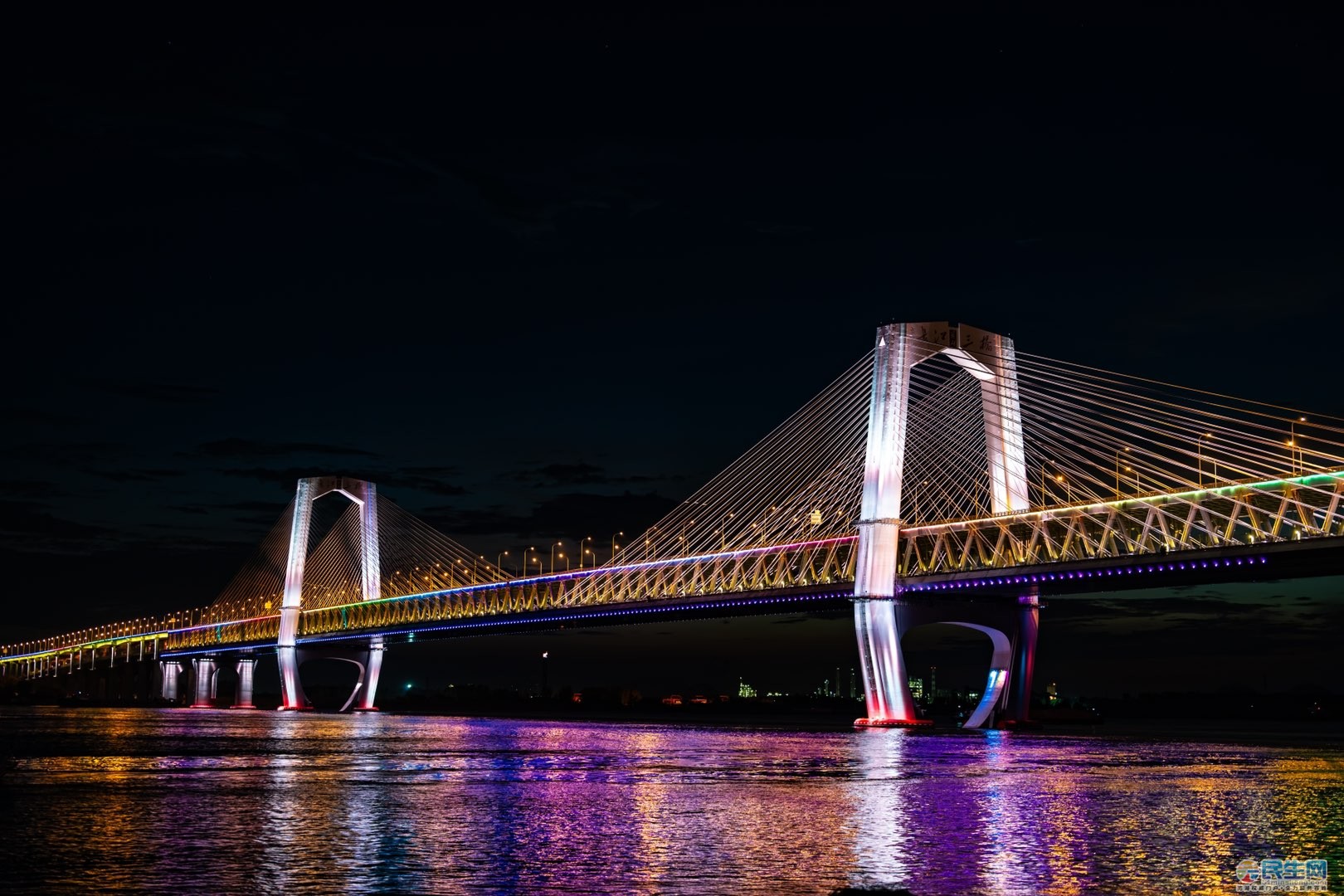 芜湖长江三桥夜景 