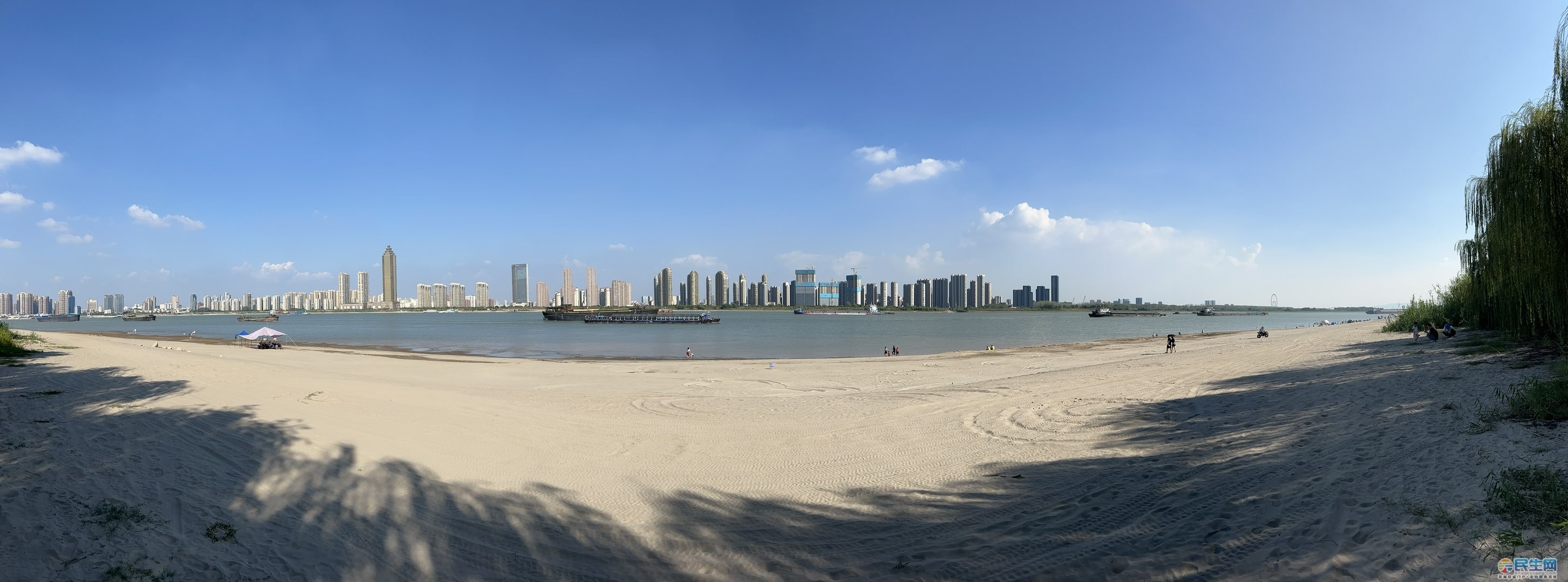 大龙湾沙滩风景区图片